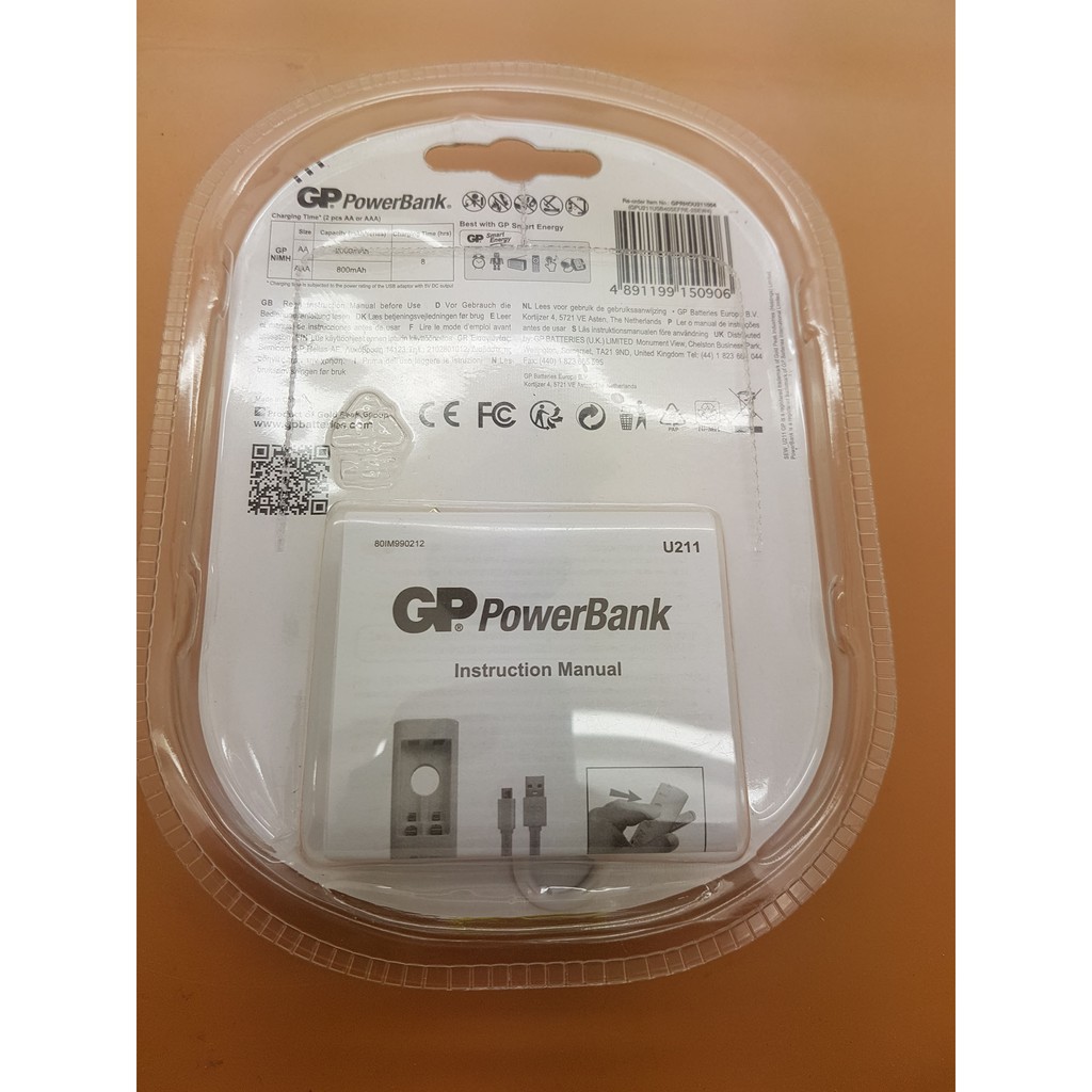 GP Powerbank 4 pcs Batteries AAA 400mAh + Charger (for AA &amp; AAA)