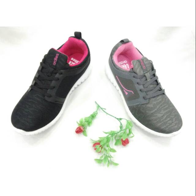 Sepatu sport wanita Ardiles hitam/abu