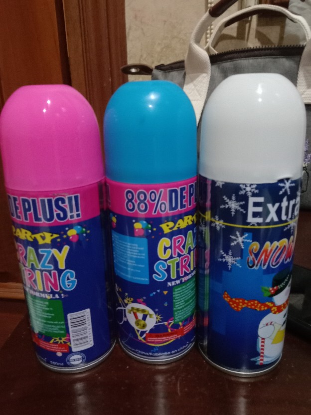 Party Spray / Semprotan String / String Spray / Snow Spray / Semprotan Salju