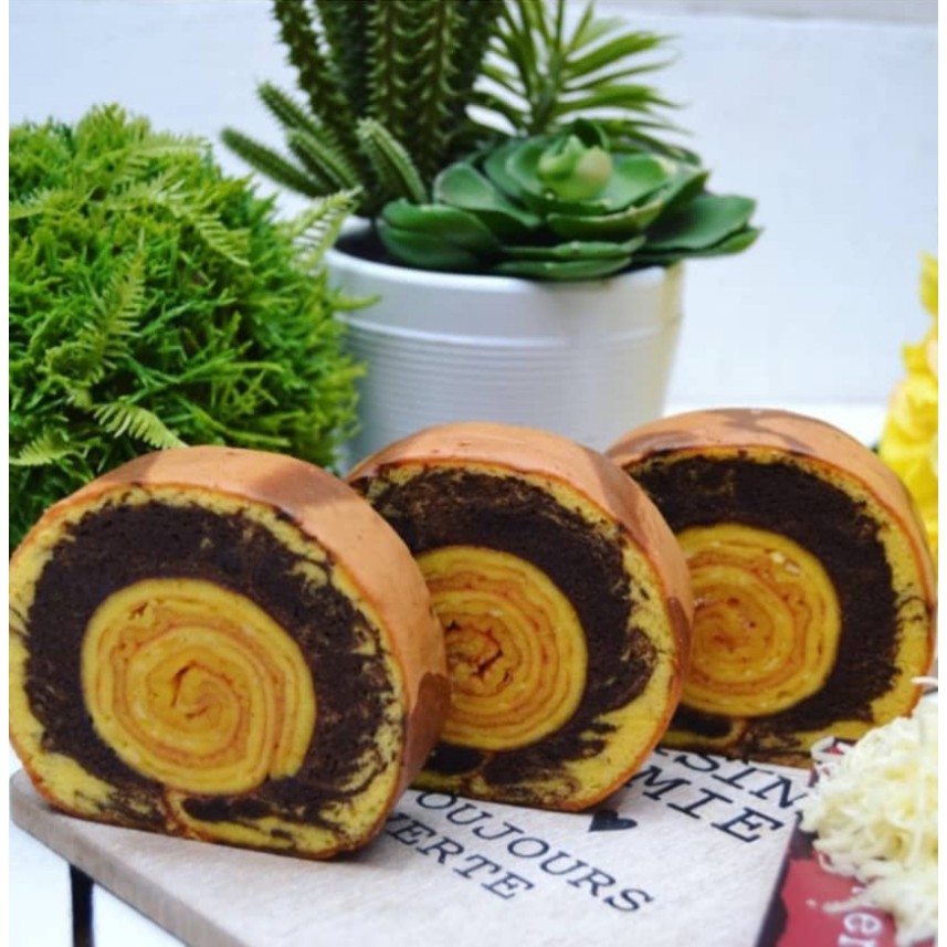 

Holiday Roll Choco Cheese Malica Cake Resep Kuno