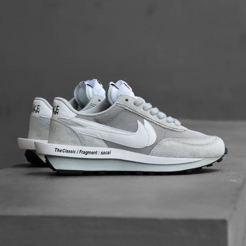 sepatu nike sacai frahment ldwaffle grey