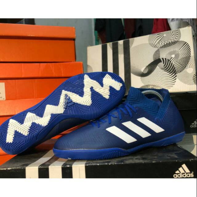 Sepatu Futsal Adidas Nemeziz Tango 18.3 IN - Football Blue