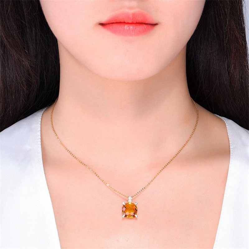 [Ready Stock]Fashion Square Yellow Diamond Pendant 18K Gold Plated Full Diamond Necklace