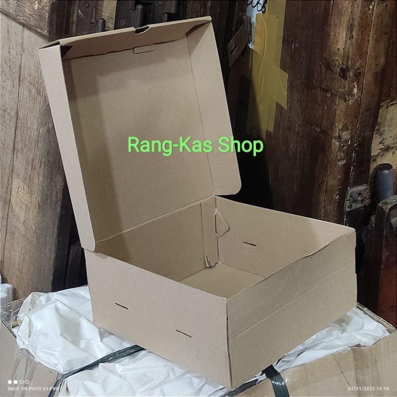 

Box kardus kemasan diecutt 20x20x9 cm