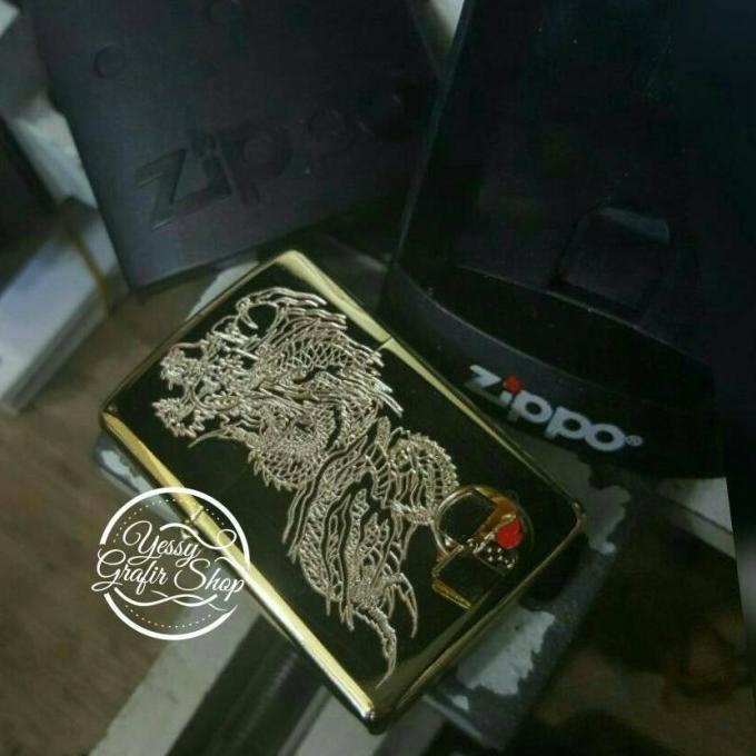 zippo/zippo custom Naga/zippo grafir/korek zippo