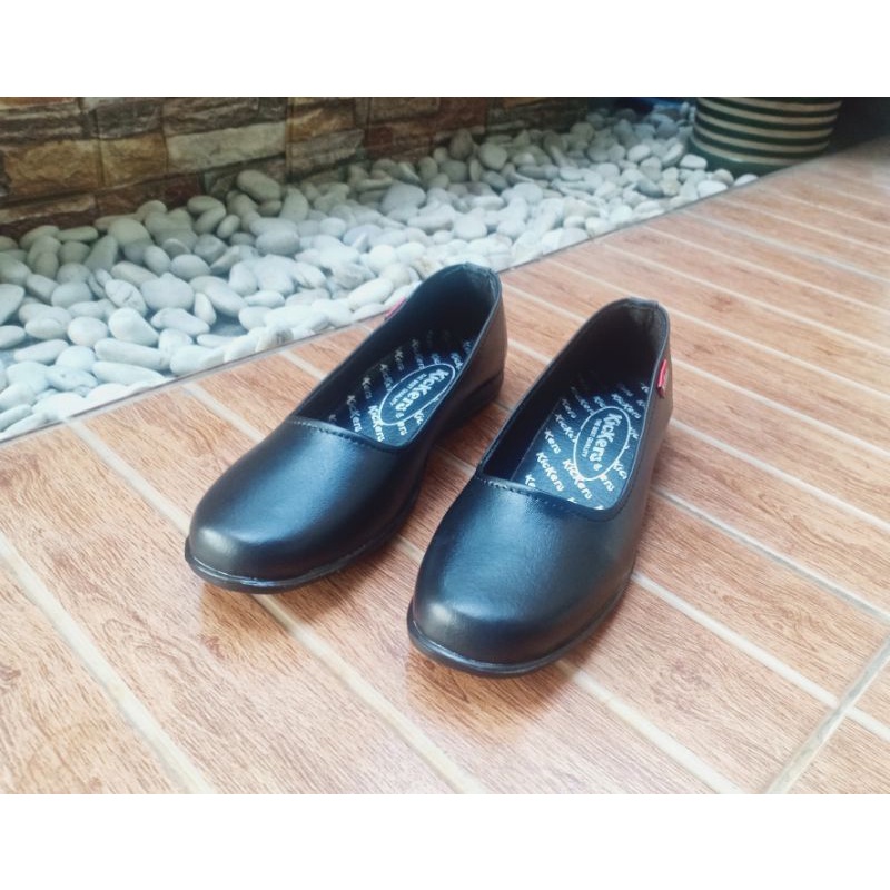 PS1H Sepatu Kerja Wanita Flat Hitam Polos Formal Sepatu Wanita 1 Cm