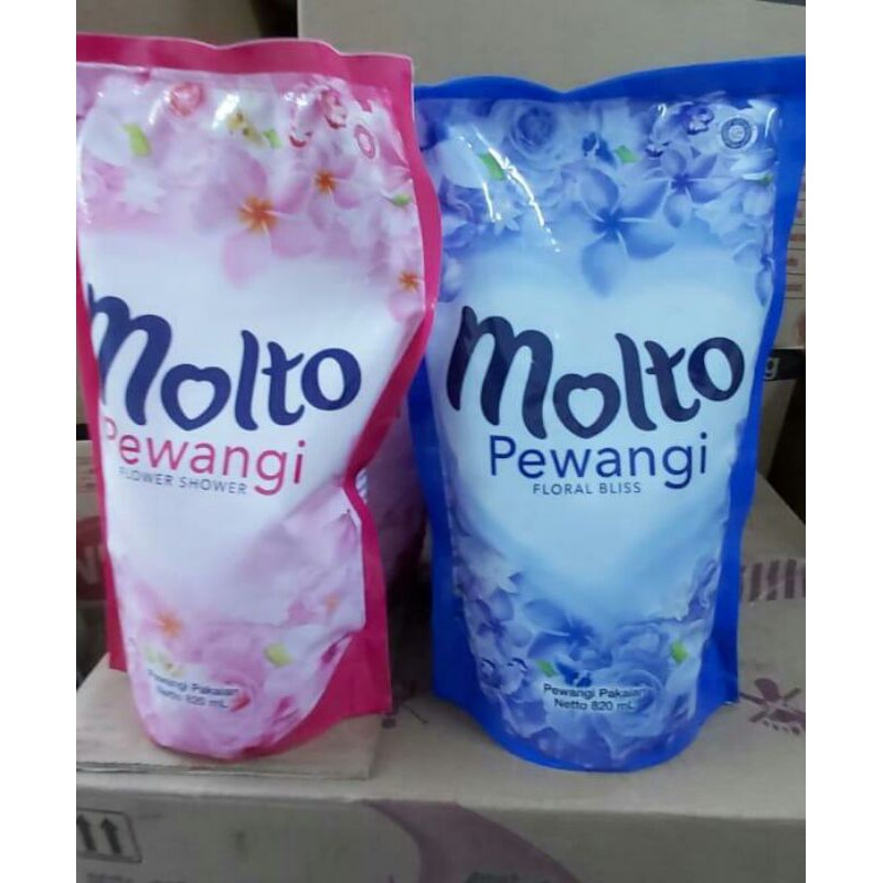 Molto pewangi 820ml