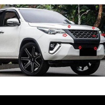 Grill Depan Toyota Fortuner TRD