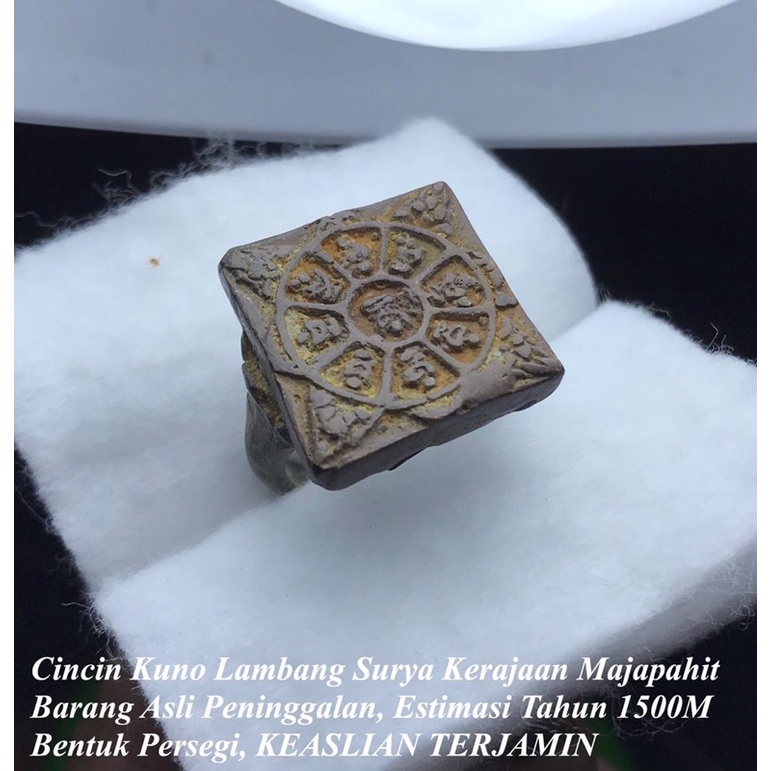 Cincin Kuno Lambang Surya Persegi Kerajaan Majapahit 1500M Asli
