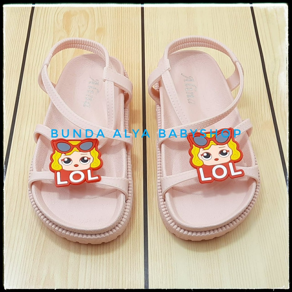 Sandal Anak Perempuan Jelly Usia 6 Tahunan Size 33 - 34 KREM - Sandal Anak Cewek Tali Empuk Alas Karet Anti Licin