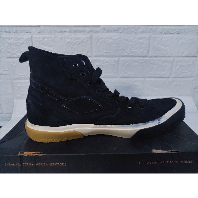 SEPATU - HEIDEN HERITAGE - VANDAGE VSX BLACK - No 41