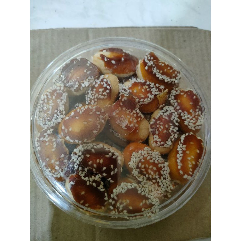 

Kue Madu wijen