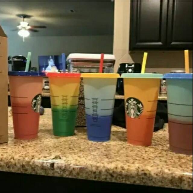 STARBUCK COLOUR CHANGING CUPS/THUMBLER