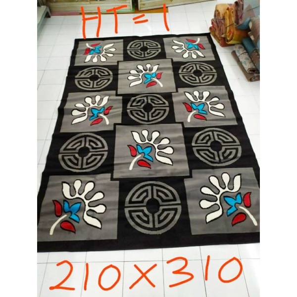 Karpet permadani motif abstrak warna hitam