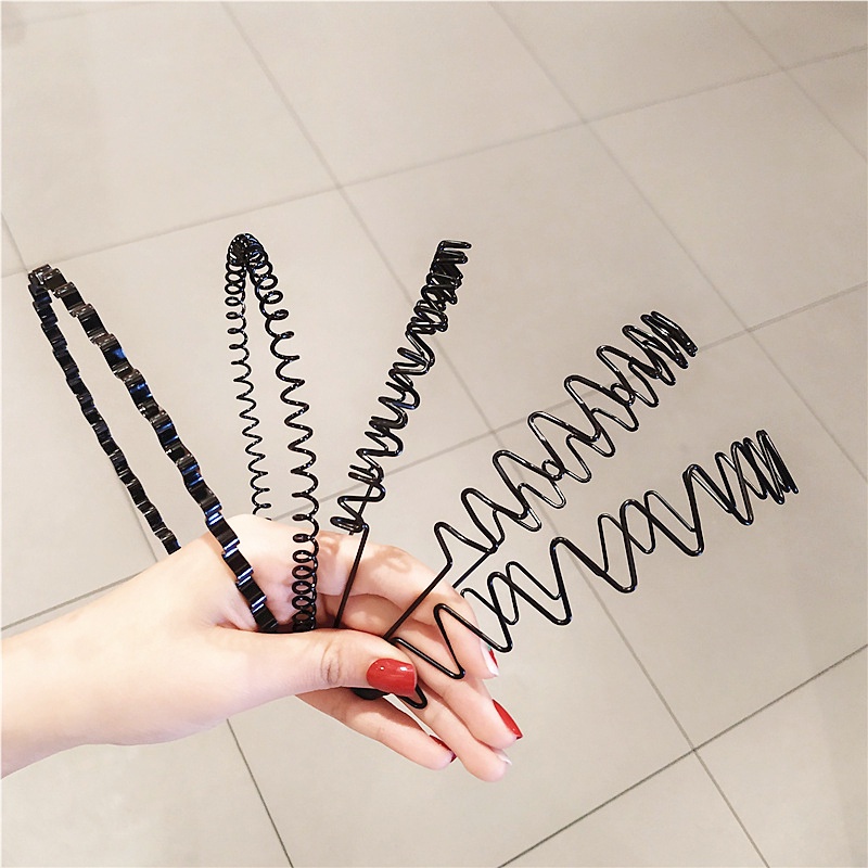 1 Pc Headband Flexible Model Spiral Gelombang Bahan Metal Warna Hitam Untuk Pria