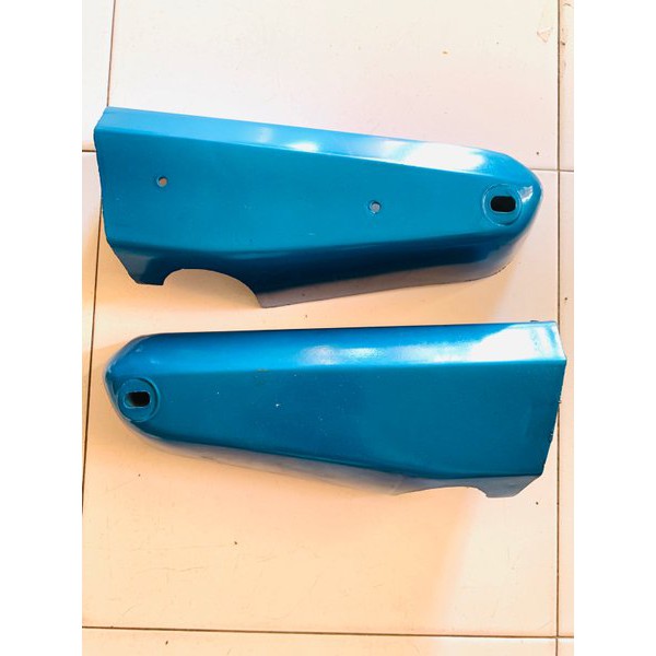 Side Cover Box Tutup Tempong Tepong Kempol Body Belakang Yamaha V75 V80 CDI Platina NOS New Old