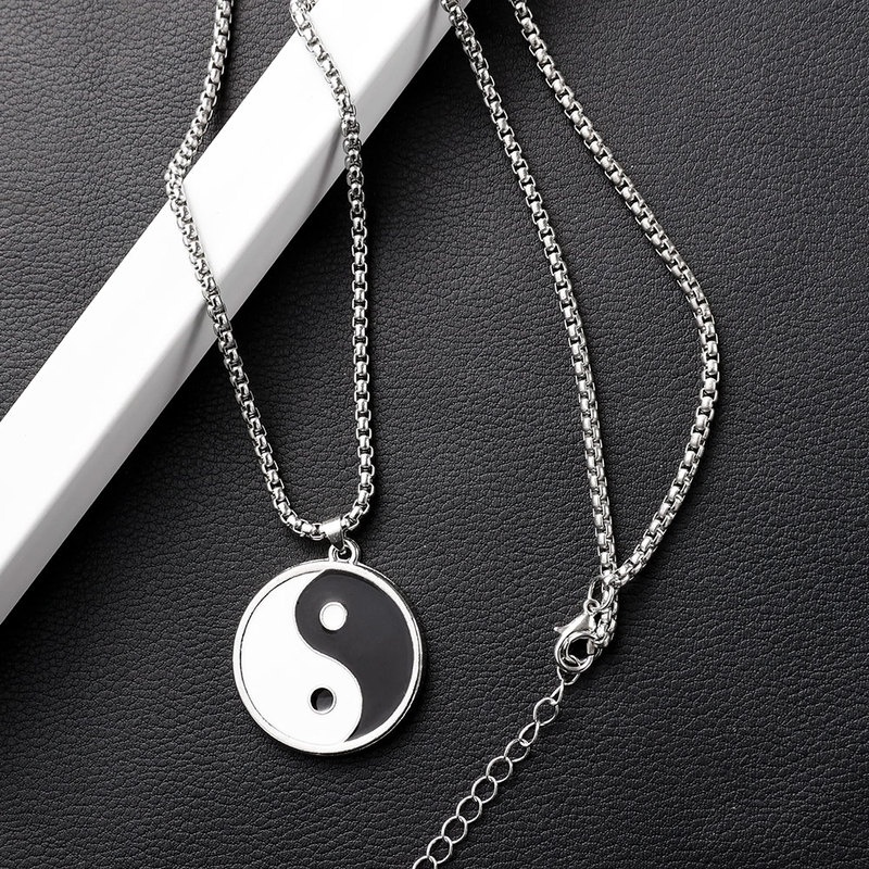 Kalung Rantai Liontin Yin Yang Bahan Stainless Steel Gaya Vintage Untuk Pria Dan Wanita