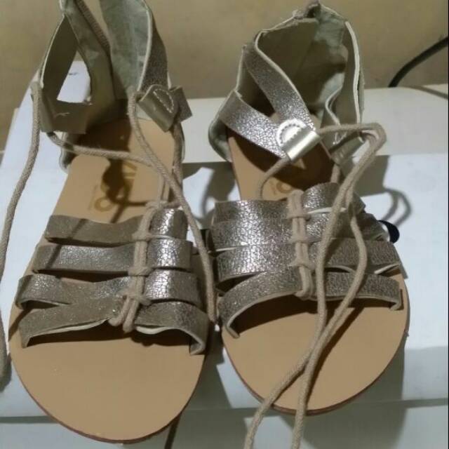 sepatu fashion anak cotton on kids