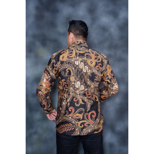 Kemeja Batik Pria Dewasa Lengan Panjang / Motif Terbaru Original Kekinian Kwalitas Premium/ Asli Solo / Bahan Katun