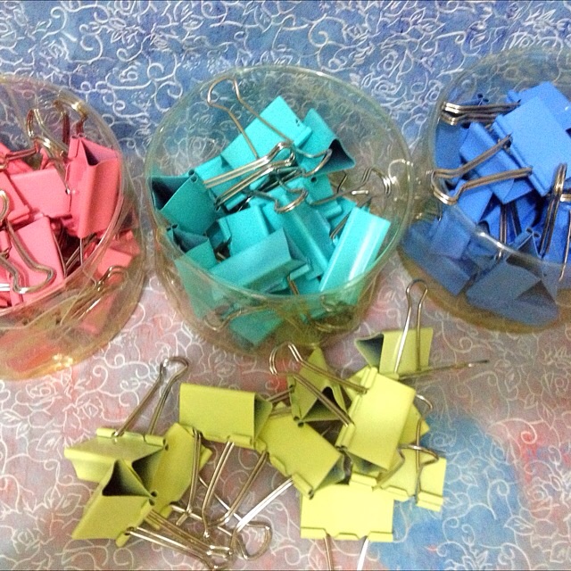 

Binder Clip warna pastel