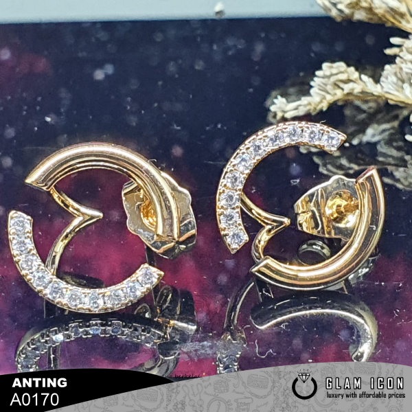 Anting TusukClip Mata Cee Half Cee A0170