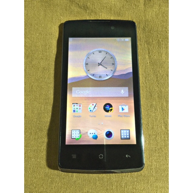 Handphone second murah Oppo R1001