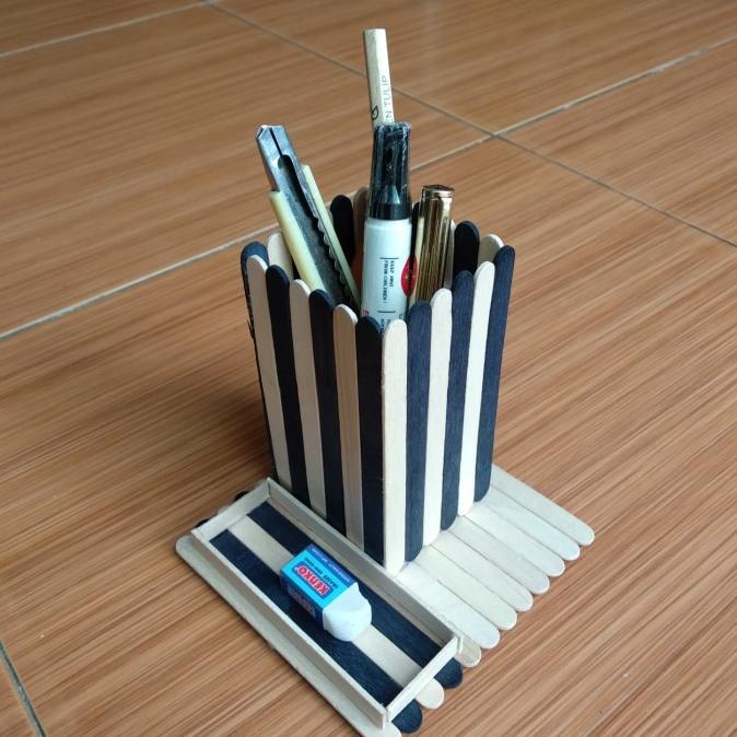 

BAYAR DITEMPAT Prakarya Tempat Pensil Kotak dari Stik Es Krim/TEMPAT PENSIL AESTHETIC/TEMPAT PENSIL ANAK PEREMPUAN/TEMPAT PENSIL LUCU/TEMPAT PENSIL 3D/TEMPAT PENSIL TRANSPARAN/TEMPAT PENSIL LUCU/TEMPAT PENSIL KOREA/TEMPAT PENSIL KAIN/TEMPAT PENSIL
