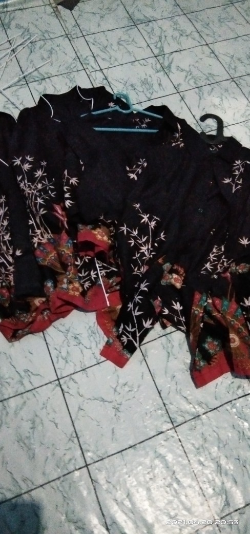 Promo Batik Couple Keluarga Sarimbit Sania Ruffle Batik Ori Ndoro Jowi Motif Kipas
