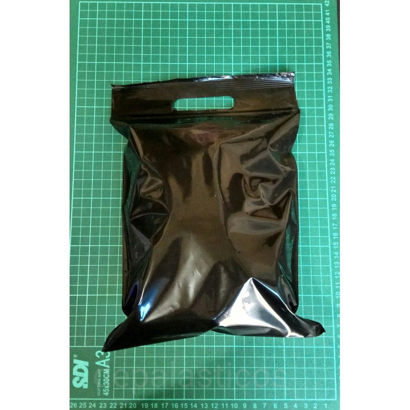

Ready Stok PLASTIK KLIP PLONG 20x25 7cm tanpa sablon polos packaging hijab