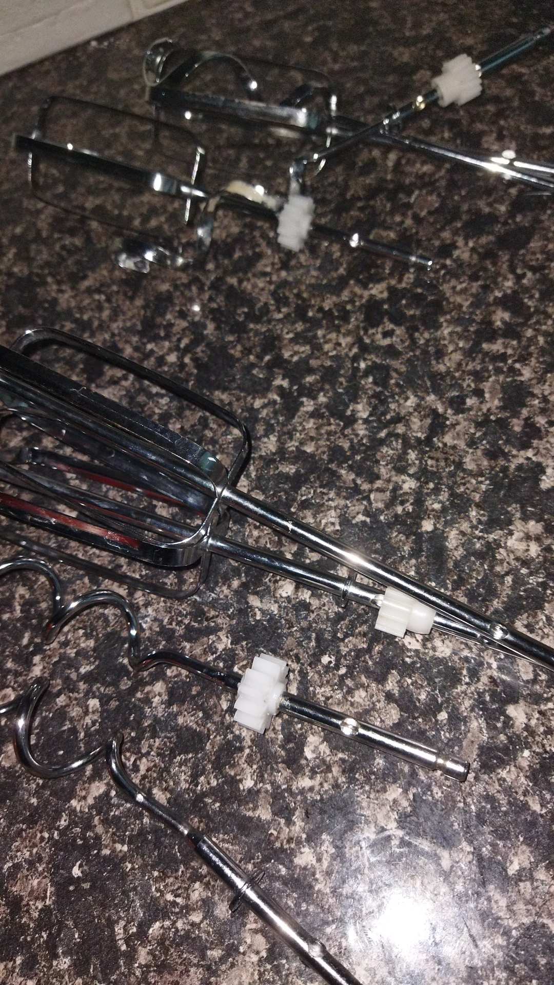 Tempat Bolu / Tempat Kue / Tempat Roti Bulat + Tutup Bening