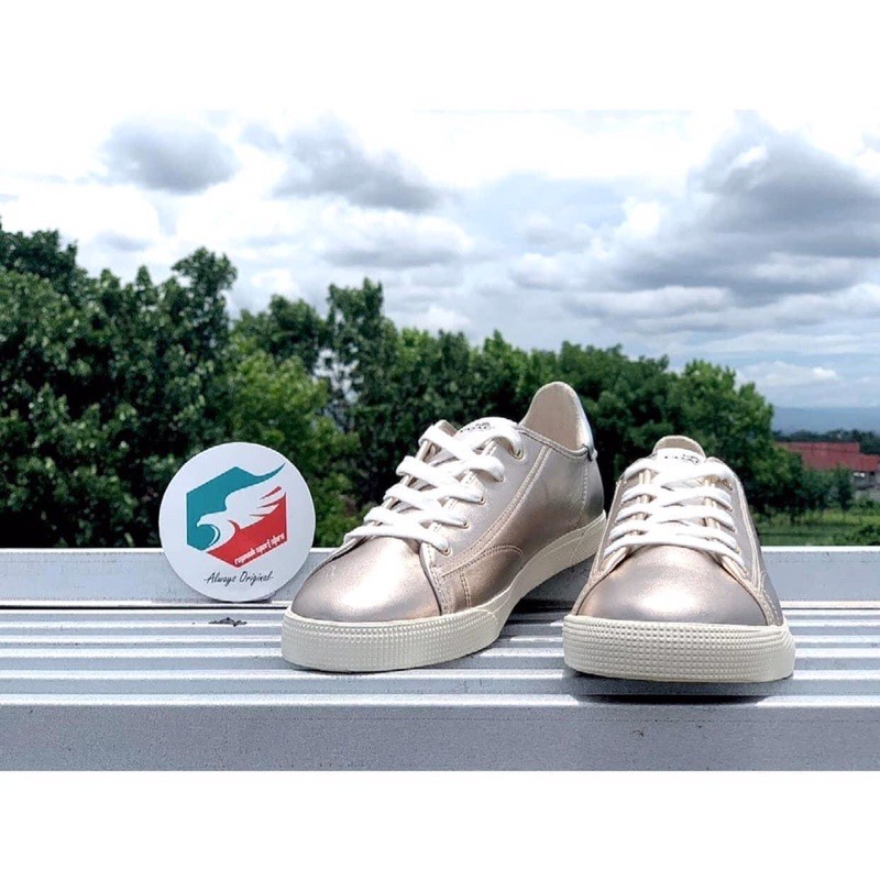 COACH LOW TOP SNEAKERS CHAMPAGNE