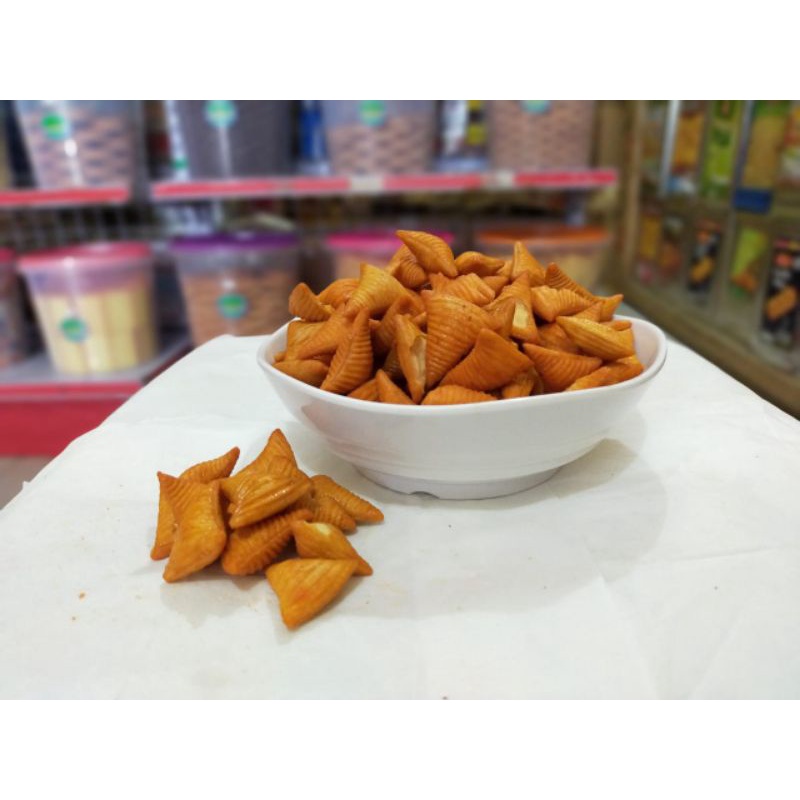 

Pang Pang segitiga Crunchy