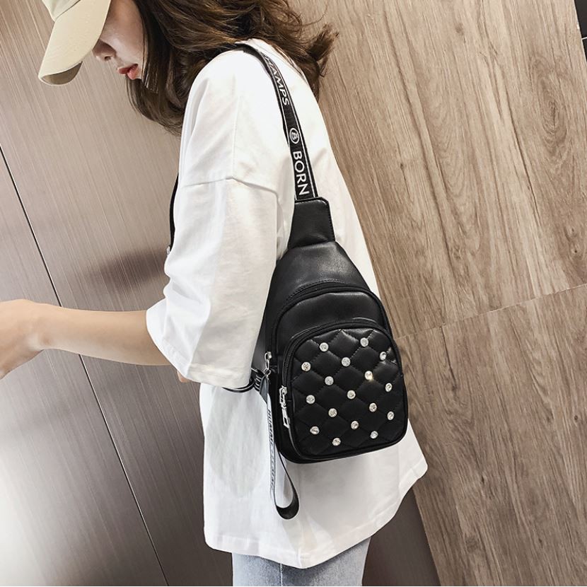 (COD) Vyctoria VOS2501 Tas Selempang Wanita Slingbag Fashion Import Promo B1039 BQ2501 EL113 CR7204 2501 7204 113