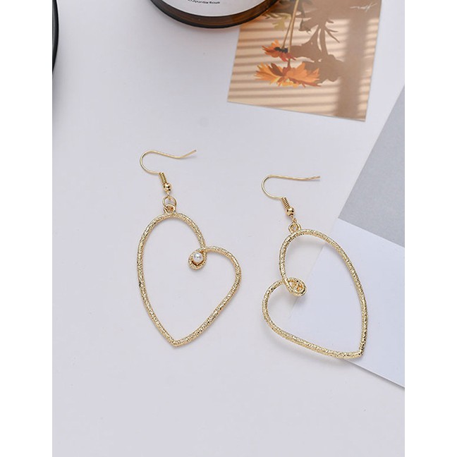 LRC Anting Gantung Fashion Golden Matte Gold Pearl Love Irregular Earrings D80659