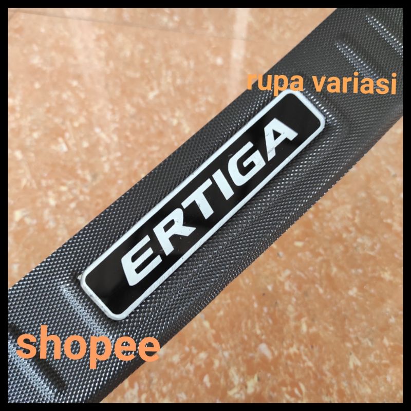 sill plate silplate belakang BAGASI SUZUKI ertiga 2011 sampai 2017 2012 2013 2014 2015 2016 2017 PLASTIK HITAM abs tempel