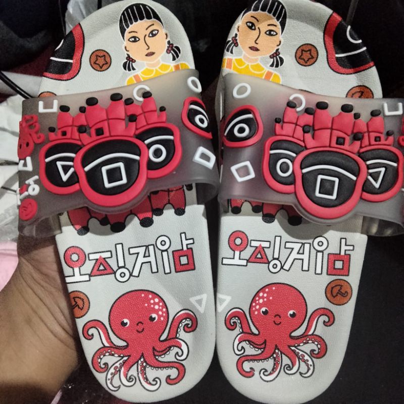 SANDAL HYS ORIGINAL KOKOP SELOP KARET IMPORT ANAK KARAKTER SQUID GAME EMPUK TAHAN AIR 009-14 UNTUK ANAK LAKI LAKI 25/35 BAHAN EMPUK NYAMAN DIPAKAI TERMURAH