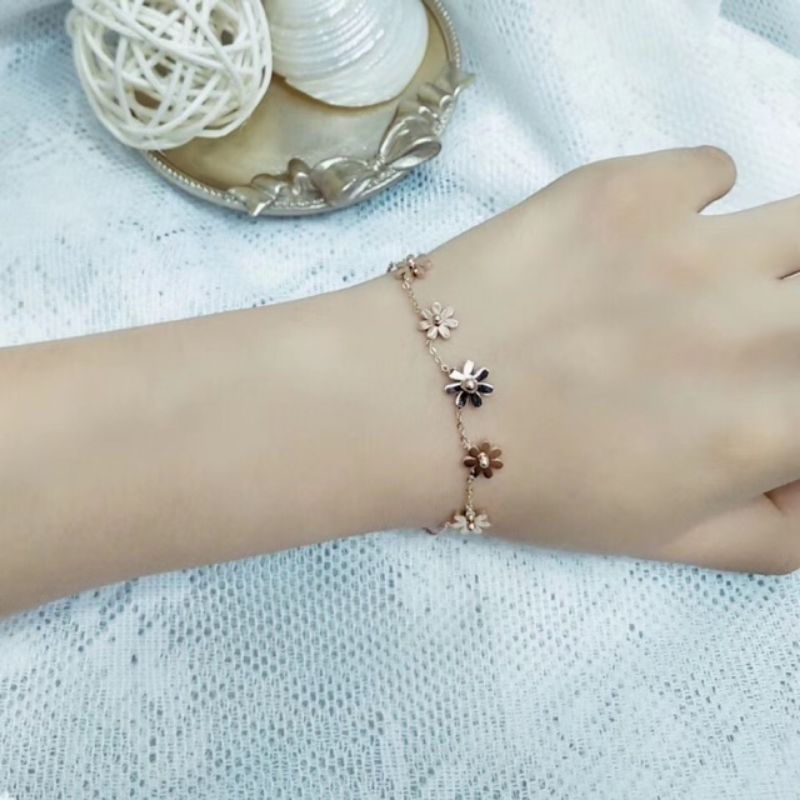 GG Gelang Tangan seRangkai Bunga Daisy Titanium