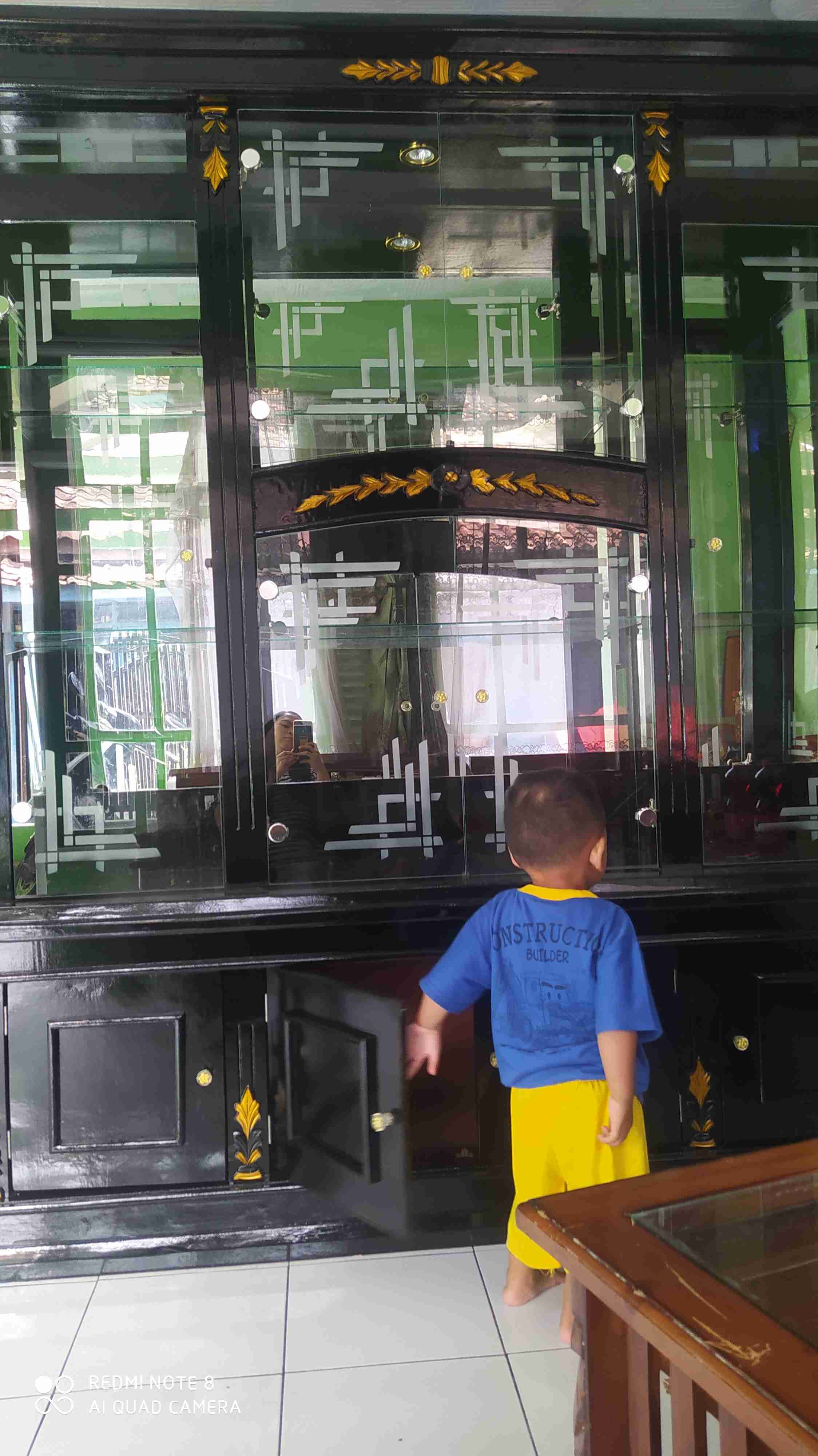 Kristal Minimalis Modern 2 /3/4/6 Pintu