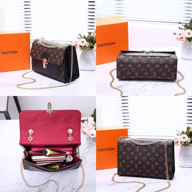 .....Lv Louis Vuitton Victoire Chain Bag Include Box Lv.....
Kode F2410#