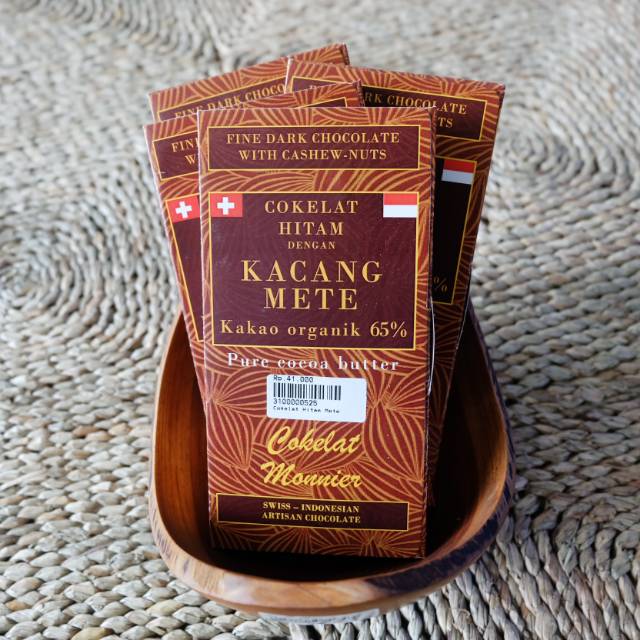 

Cokelat Monnier Cokelat Hitam - Kacang Mete 80 gr
