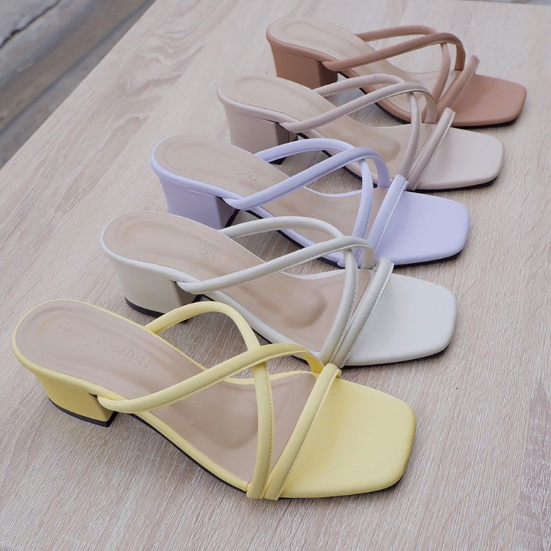 SANDAL WANITA HAK HAK TAHU 4CM SILANG04