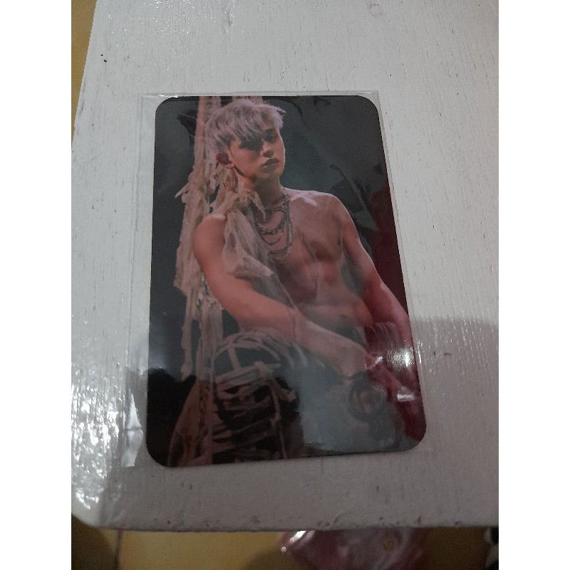 photocard lucas atw (awaken the world) owhat