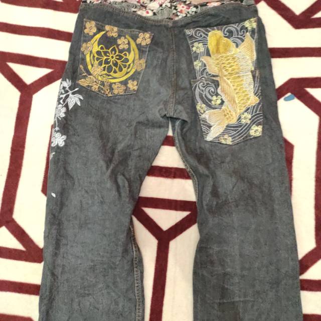 Jeans Sukajan Koi
