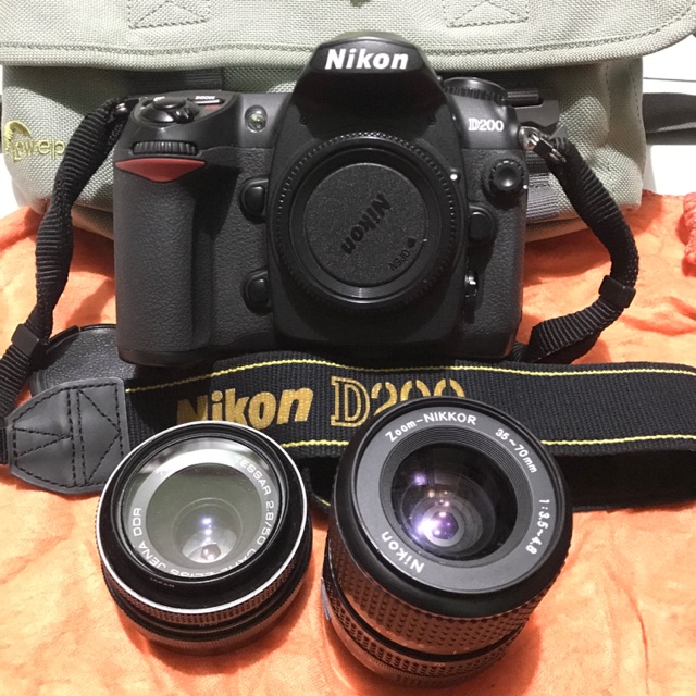 Nikon D200