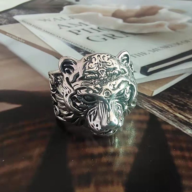 Cincin Model Kepala Harimau Terbuka Gaya Retro Untuk Pria