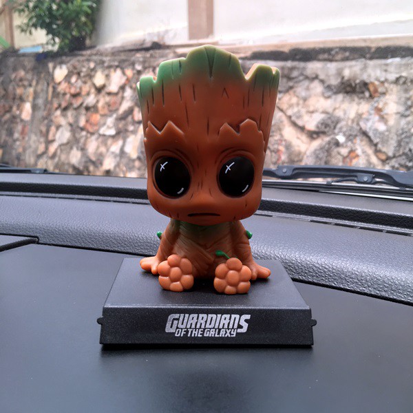 Boneka Figure Miniatur Pajangan Mobil Stand GROOT GUARDIAN OF GALAXY Goyang Kepala Shacking Head Toy