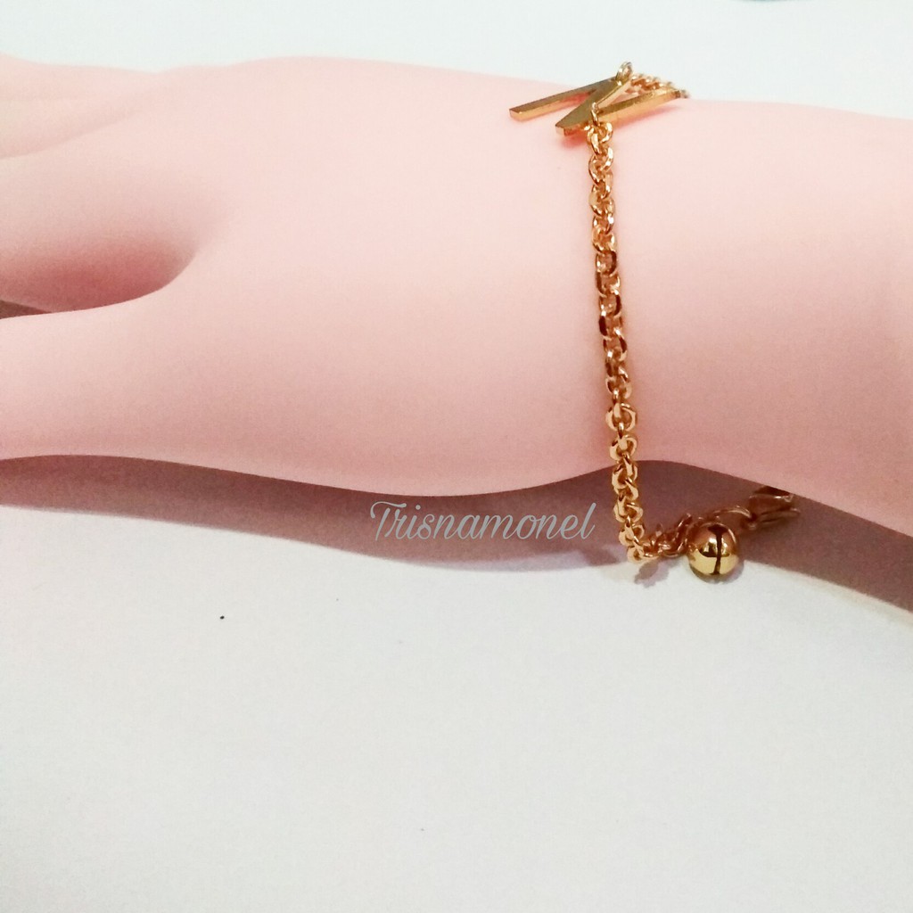 GELANG HURUF ALFABET BAHAN KUNINGAN SEPUH EMAS