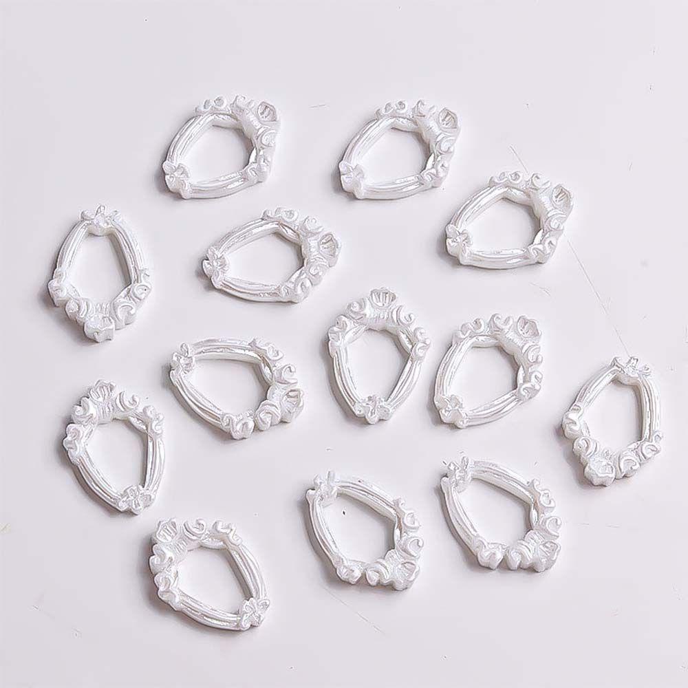 Mxbeauty Perhiasan Nail Art 3D DIY Retro Gaya Perancis Resin Hollow Ukir Nail Art Charms