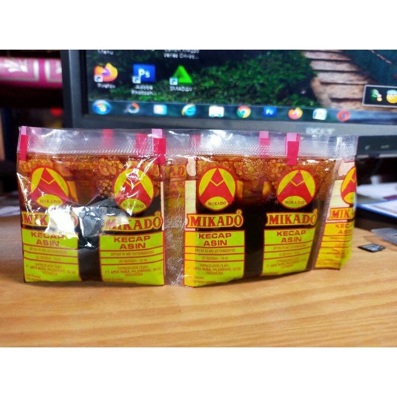 

Kecap asin Mikado 1 Pak isi 20 Sachet 13 ml