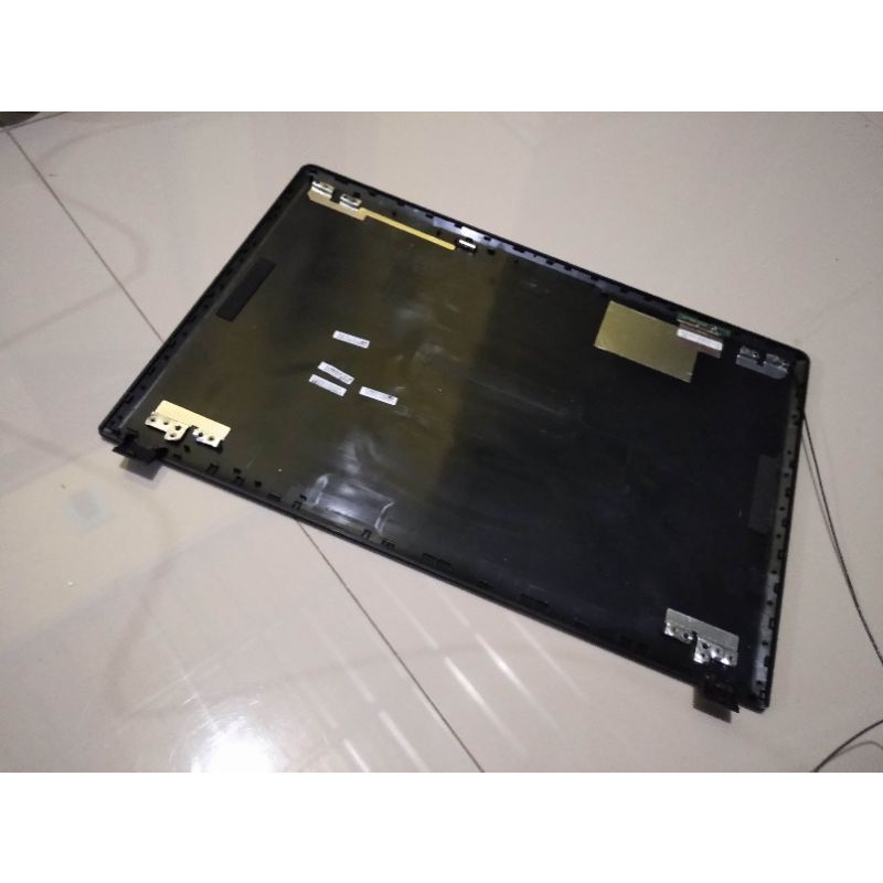 casing  lcd led belakang laptop acer one 14 z1401 z 1401